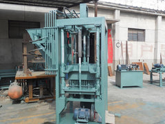 Road tile machine